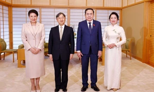 Top Vietnamese legislator meets with Japanese Emperor, Empress