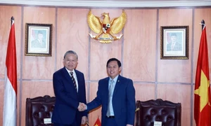 Party leader To Lam meets with Indonesian Senate Speaker in Jakarta