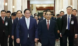 Prime Minister receives Lao State Vice President