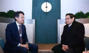 PM receives WIPO Director General in Davos