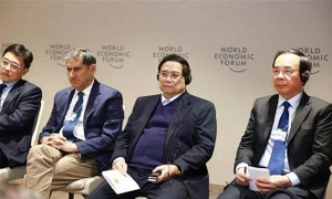 PM addresses seminar on global trade, development in smart era in Davos