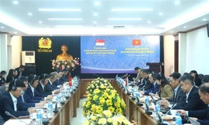 Public Security Ministry, Singapore's Home Affairs Ministry hold annual meeting in Hanoi