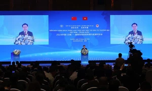 NA Chairman affirms support for cooperation between Vietnamese localities, China’s Yunnan