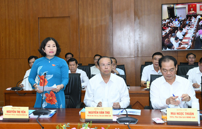 Standing deputy secretary of the Provincial Party Committee Nguyen Thi Yen speaks at the session. Photo: Lam Hien Top legislator works with Ba Ria-Vung Tau authorities -0