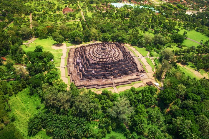 Borobudur - the largest Buddhist temple in the world (Photo: indonesia.travel) Indonesia plans to open air routes connecting regional Buddhist centres -0