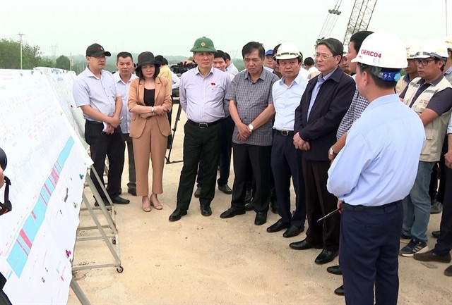 A delegation led by Vice Chairman of the Vietnam National Assembly Nguyen Duc Hai inspected the North-South Expressway Project in Quảng Bình Province National Assembly delegation inspects expressway project in Quảng Bình Province -0