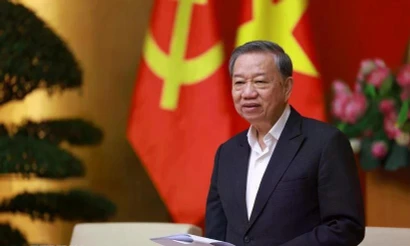 Party chief highlights development of private economic sector as lever for building prosperous Vietnam